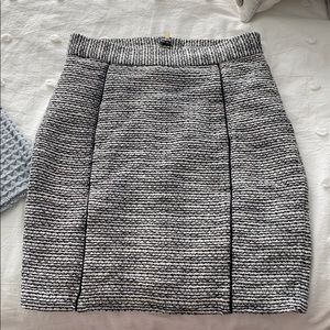 H&M Striped Black & White Pencil Skirt - size 8